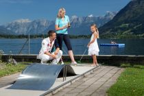 Minigolf mit herrlichem Ausblick auf den Zeller See. • © Freizeitzentrum Zell am See