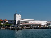 Zeppelinmuseum in Friedrichshafen am Bodensee • © alpintreff.de / christian schön