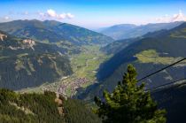 Zillertal - Blick vom Ahorn über Mayrhofen © alpintreff.de / christian schön Zillertal - Blick vom Ahorn über Mayrhofen © alpintreff.de / christian schön