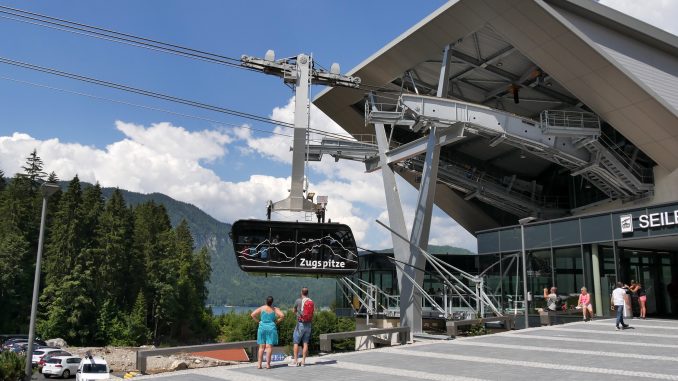 Eibsee-Seilbahn der Bayerischen Zugspitzbahn in Garmisch - © Christian Schön