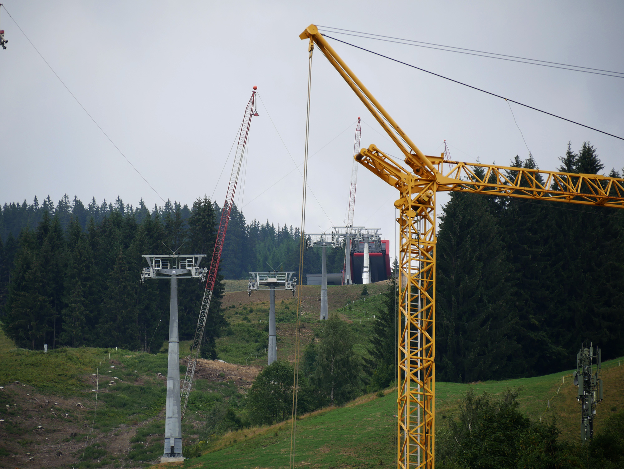 Baustelle der Kohlmaisgipfelbahn in Saalbach © Christian Schön