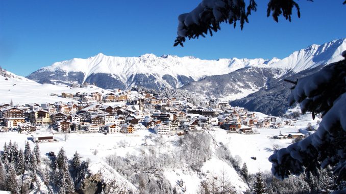 Dorfansicht Serfaus im Winter - © Foto Mayer