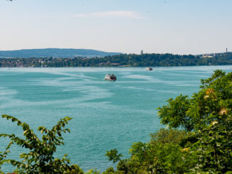 Neue gasbetriebene Autofähre bald auf der Strecke Konstanz - Meersburg am Bodensee.