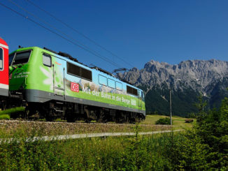 Mit der Bahn in die Berge. Bild: DAV / DB Regio