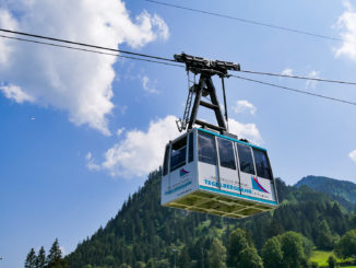 Die alten Kabinen der Tegelbergbahn sind mittlerweile Geschichte. Ab Frühsommer 2021 gibt es die neuen Gondeln. Bild: Christian Schön / alpintreff.de