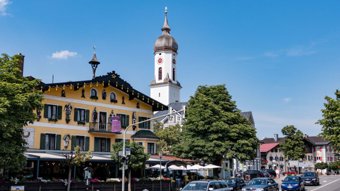 Garmisch ist durch die vielen Autos stark belastet. Der Wanktunnel ist in Planung. // Foto: alpintreff.de, Christian Schön