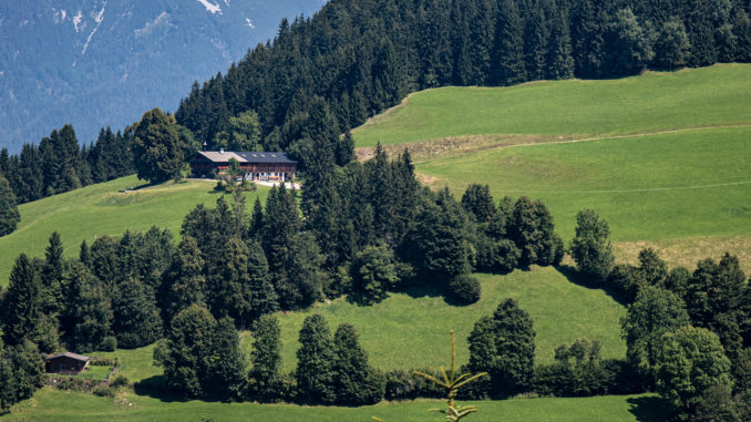 Der Gruberhof, wie er in der ZDF-Serie "Der Bergdoktor" heißt - in echt Hof Köpfling in Söll. // Foto: alpintreff.de, Silke Schön