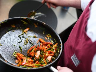 Kochen mit regionalen Zutaten - es gibt noch viel zu tun. // Foto: Franz Oss