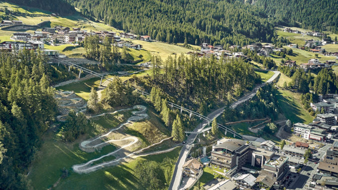 Die neue Schtirggar Line in der BIKE REPUBLIC SÖLDEN schlängelt sich von Innerwald aus über leichte Steilkurven rund 1,3 Kilometer ins Ortszentrum von Sölden. // Foto: Ötztal Tourismus, Christoph Nösig