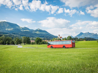 Naturnah geht es im Chiemsee-Alpenland mit öffentlichen Nahverkehrsmitteln an abwechslungsreiche Ausflugsziele. // Foto: Chiemsee-Alpenland Tourismus, Thomas Kujat