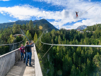 Benni-Raich-Brücke: Von hier haben Zuschauer*innen perfekte Sicht auf die Slacklines. // Foto: Lukas Eiter