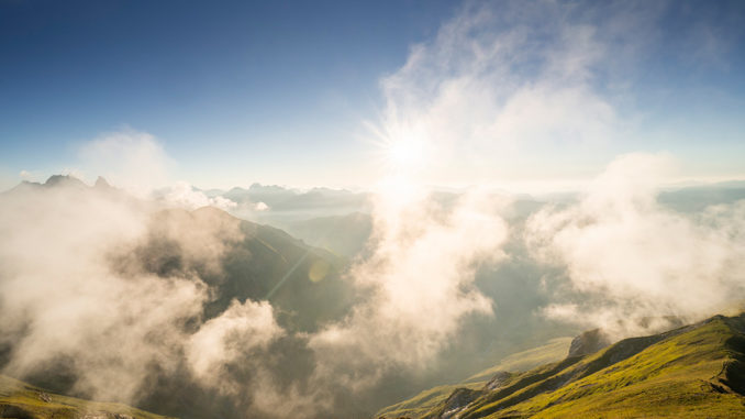 Outdoor-Enthusiasten erwartet ein insgesamt 200 Kilometer langes Wanderwegenetz aus Spazier-, Wander- und Klettertouren // Foto: Tourismus Oberstdorf / Eren Karaman