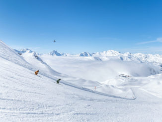 Skifahren in St. Anton am Arlberg. // Foto: TVB St. Anton am Arlberg, Lucas Tiefenthaler
