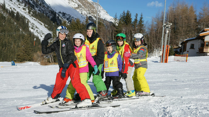 Lernen macht Spaß: Skikurs im Club Alpin Pitztal. // Foto: ClubAlpin