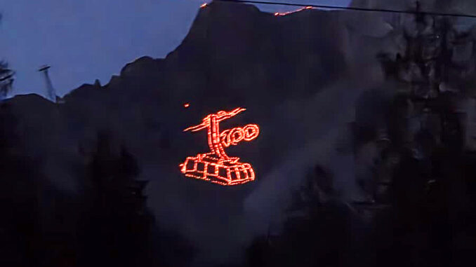 Bergfeuer-Motiv: 100 Jahre Tiroler Zugspitzbahn - © Colin Schön
