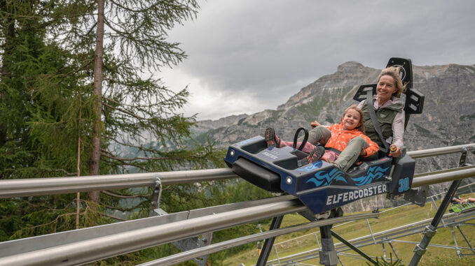 Am 8. Juli wurde der neue Elfercoaster an der Bergstation der Elfer Panoramabahn eröffnet. Bild: Elferbahnen / Oss.